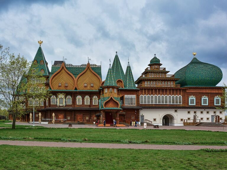  Экскурсия во дворец царя Алексея Михайловича